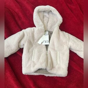 NWT size 2-3 years Zara Cream Fuzzy Hooded Jacket